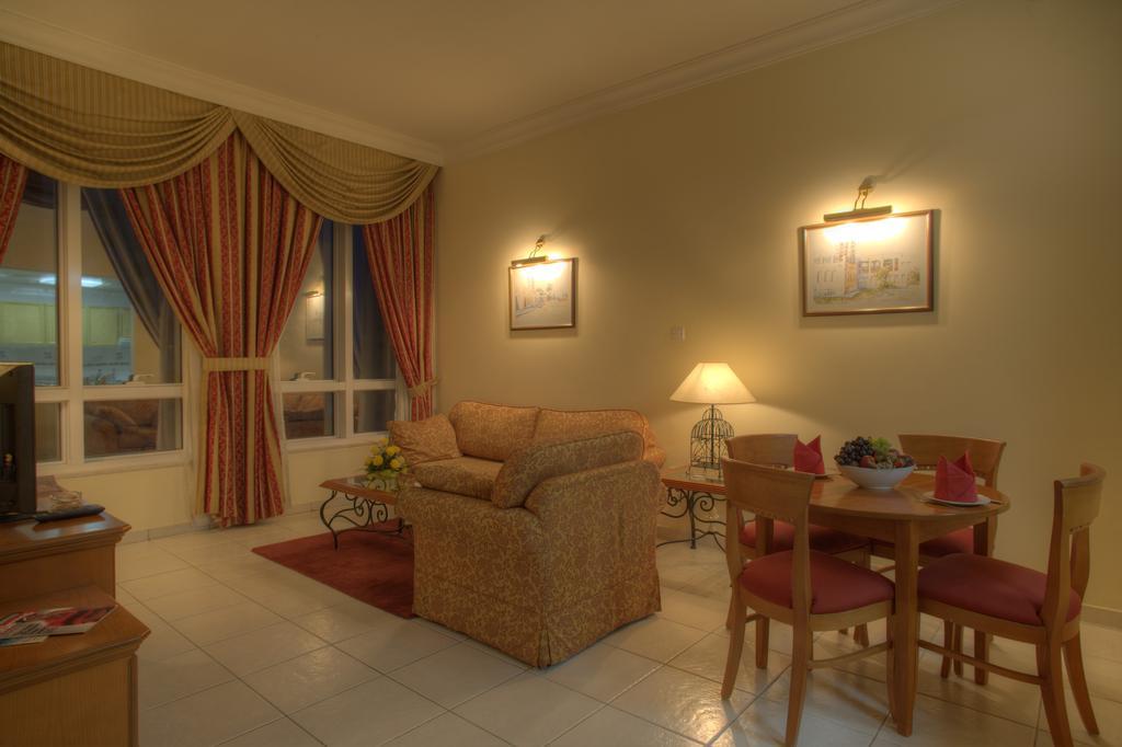 Al Diar Palm Hotel Apartments Abu Dhabi Room photo