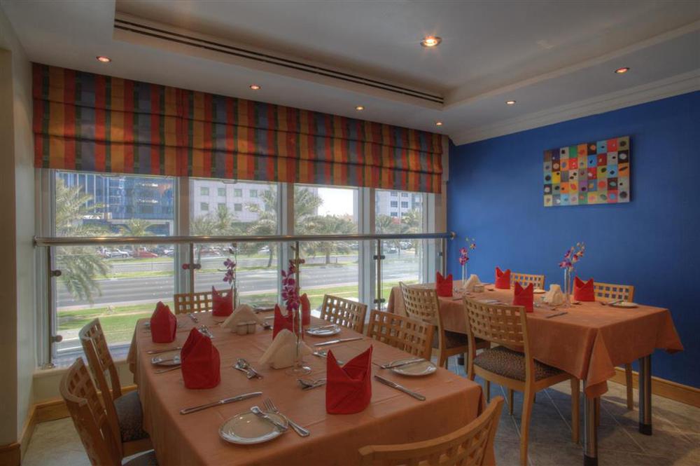 Al Diar Palm Hotel Apartments Abu Dhabi Restaurant photo